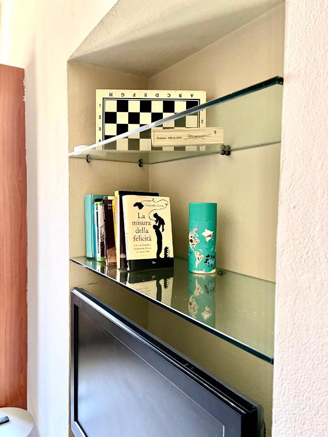 Appartamento In Centro Storico "La Casa Di Cri" 아스티 외부 사진