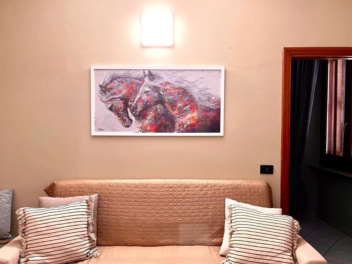Appartamento In Centro Storico "La Casa Di Cri" 아스티 외부 사진